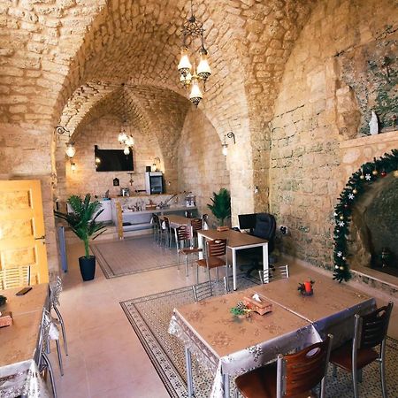 נצרת Louis Guesthouse מראה חיצוני תמונה
