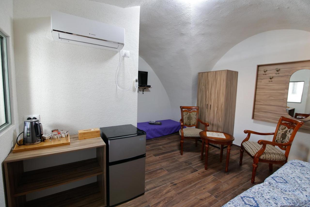 נצרת Louis Guesthouse מראה חיצוני תמונה