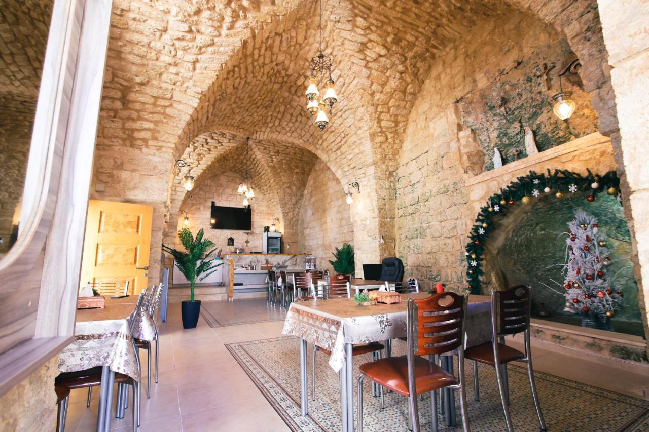 נצרת Louis Guesthouse מראה חיצוני תמונה