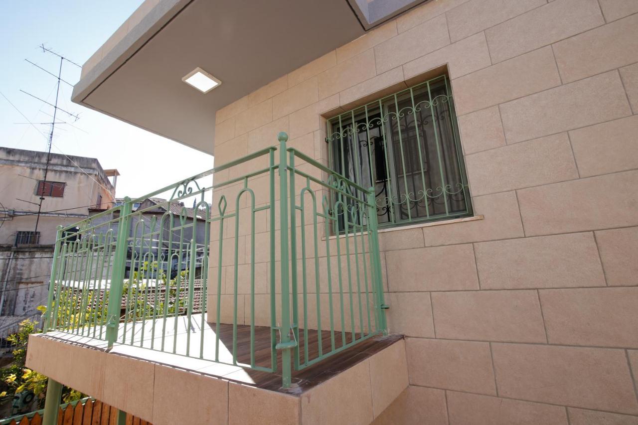 נצרת Louis Guesthouse מראה חיצוני תמונה