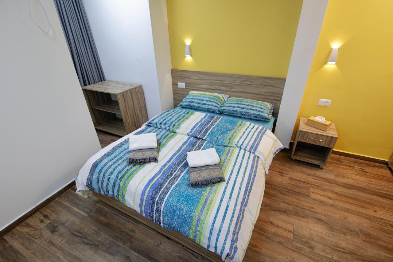 נצרת Louis Guesthouse מראה חיצוני תמונה